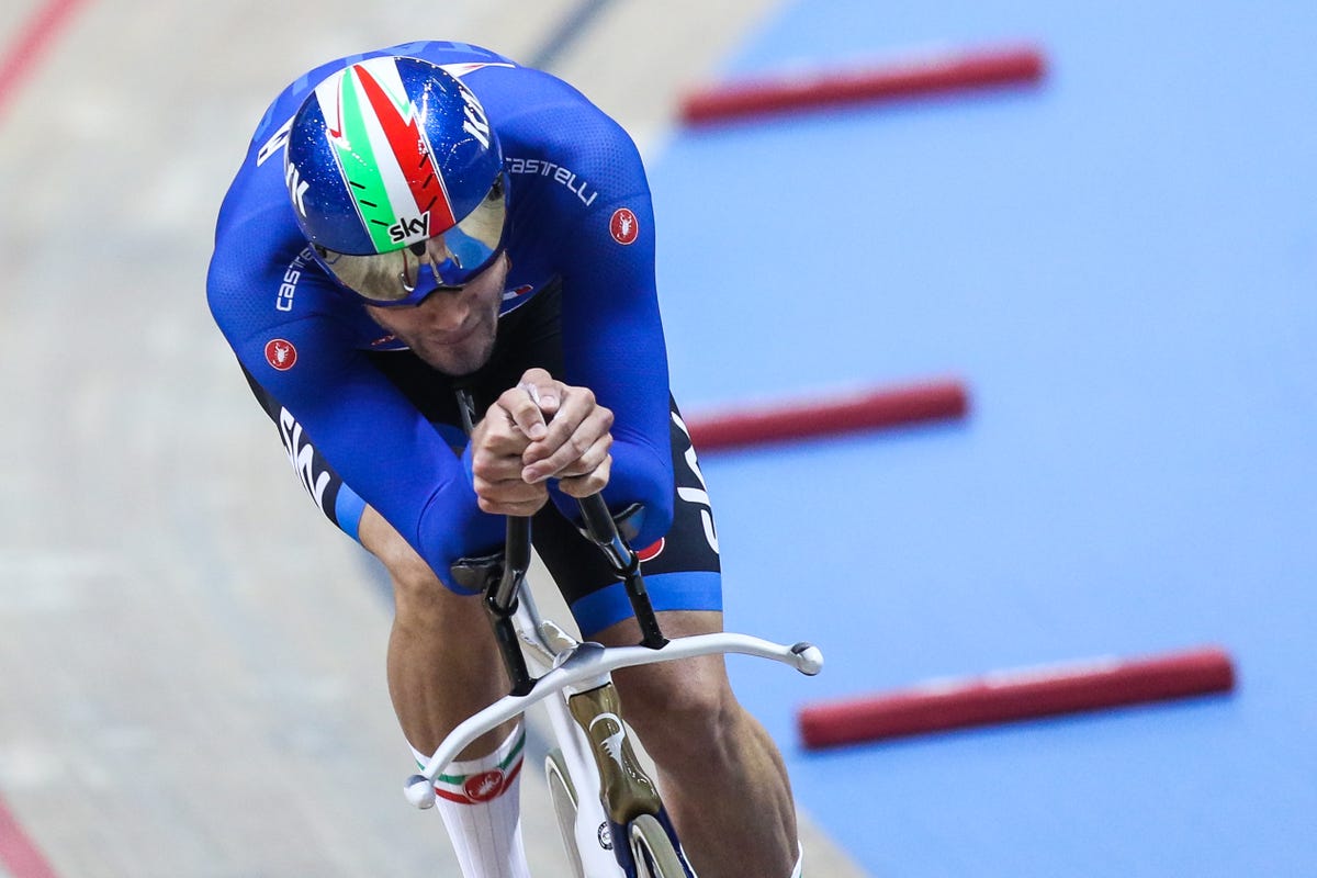 Filippo Ganna adds 4,000m track cycling world record to hour