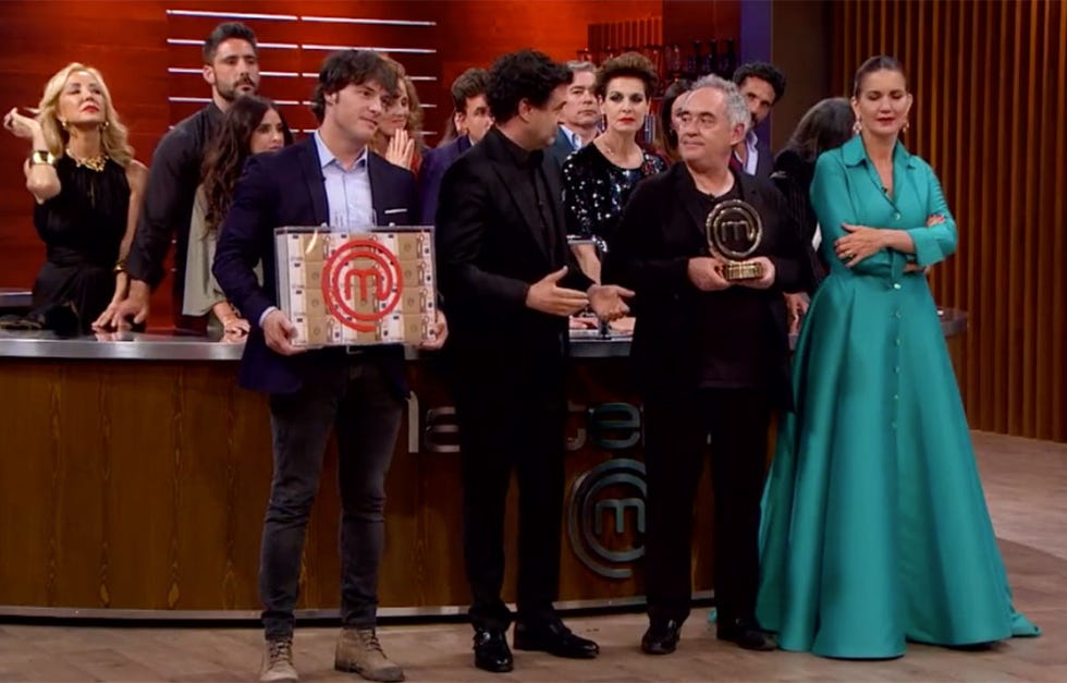 Onal Carbonell gana 'MasterChef Celebrity' y Paz Vega, su rival en la final, tiene un mensaje para ella.