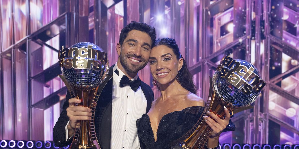 Inside the Complicated Salaries of the 'Dancing With the Stars' Pro Partners