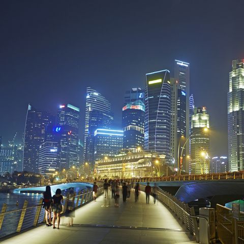 financial dsitrict of singapore lit at night