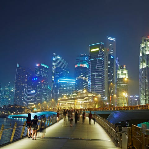 financial dsitrict of singapore lit at night