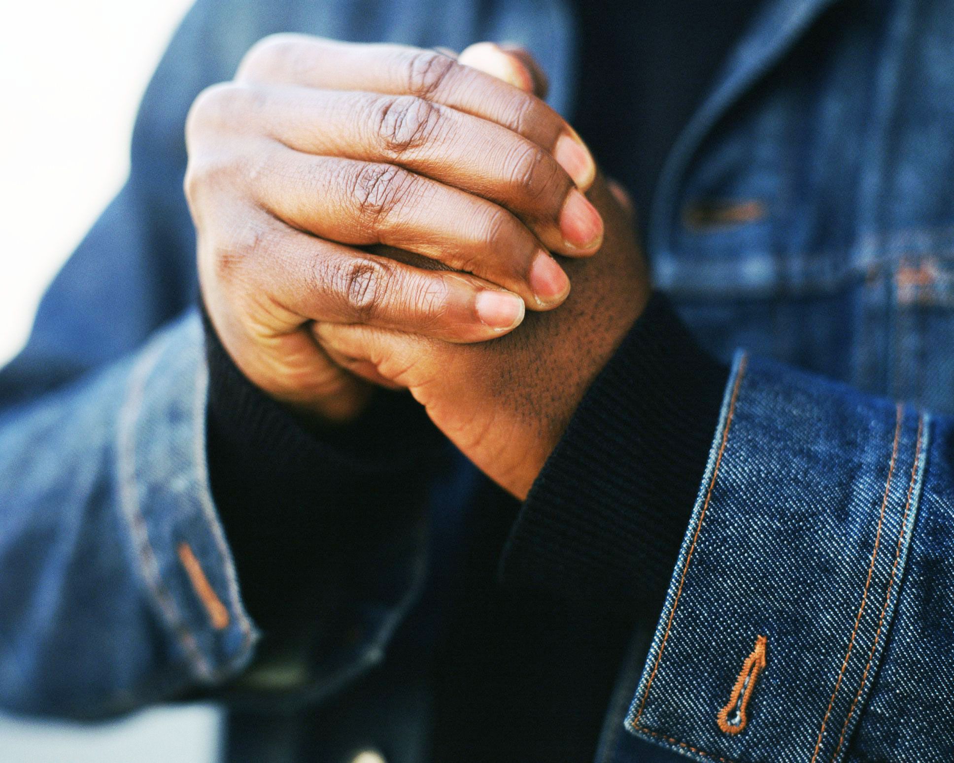 What Caused This Man's Nail to Turn Brown and Striped? | Live Science