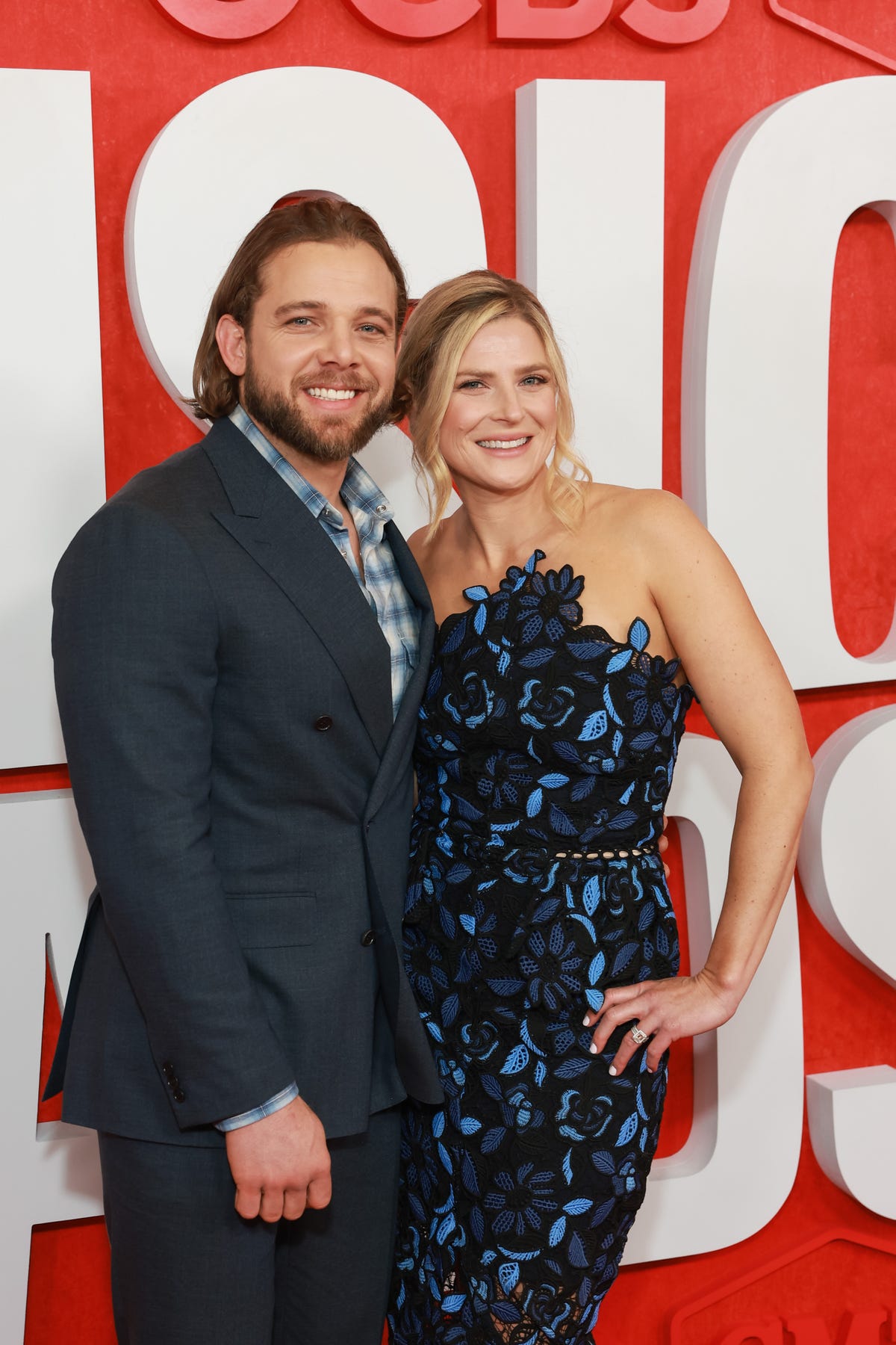 fire country cast max thieriot wife lexi murphy marriage kids
