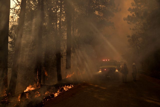 the mosquito fire burns in the sierra nevada mountains forcing thousands to evacuate