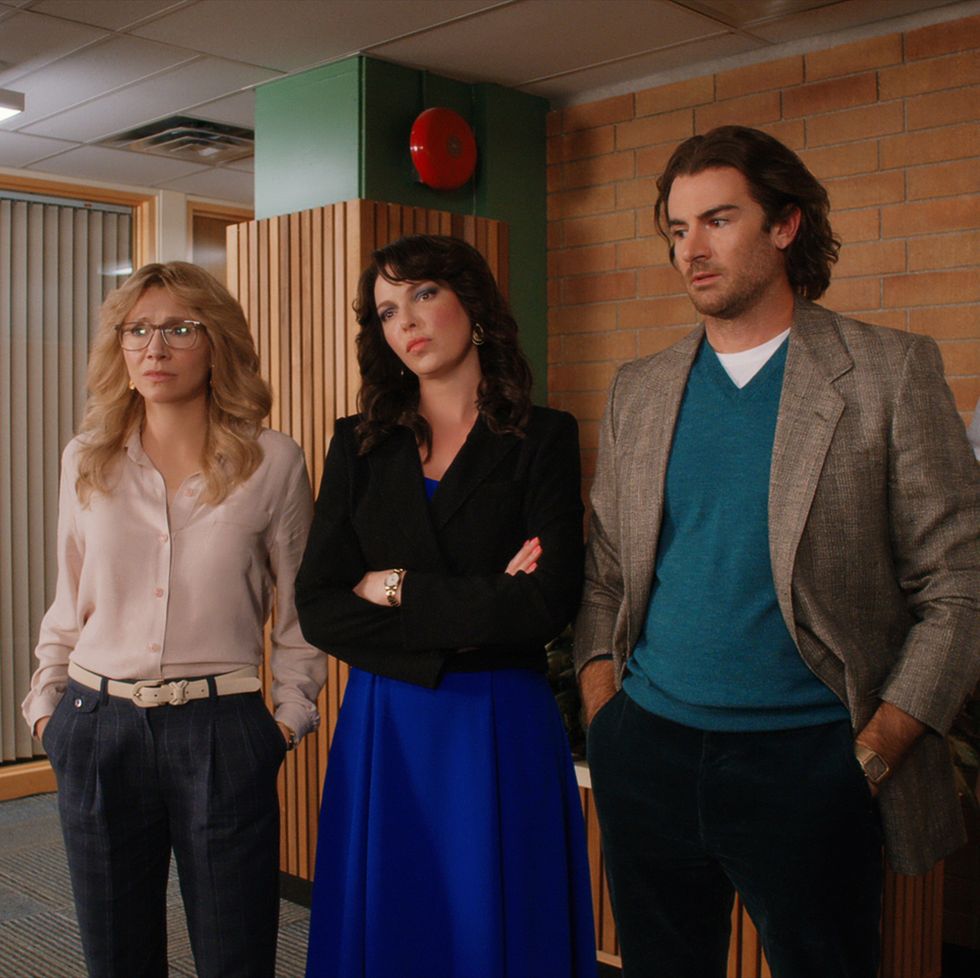 firefly lane l to r sarah chalke as kate, katherine heigl as tully, and ben lawson as ryan in episode 102 of  firefly lane cr courtesy of netflix © 2020
