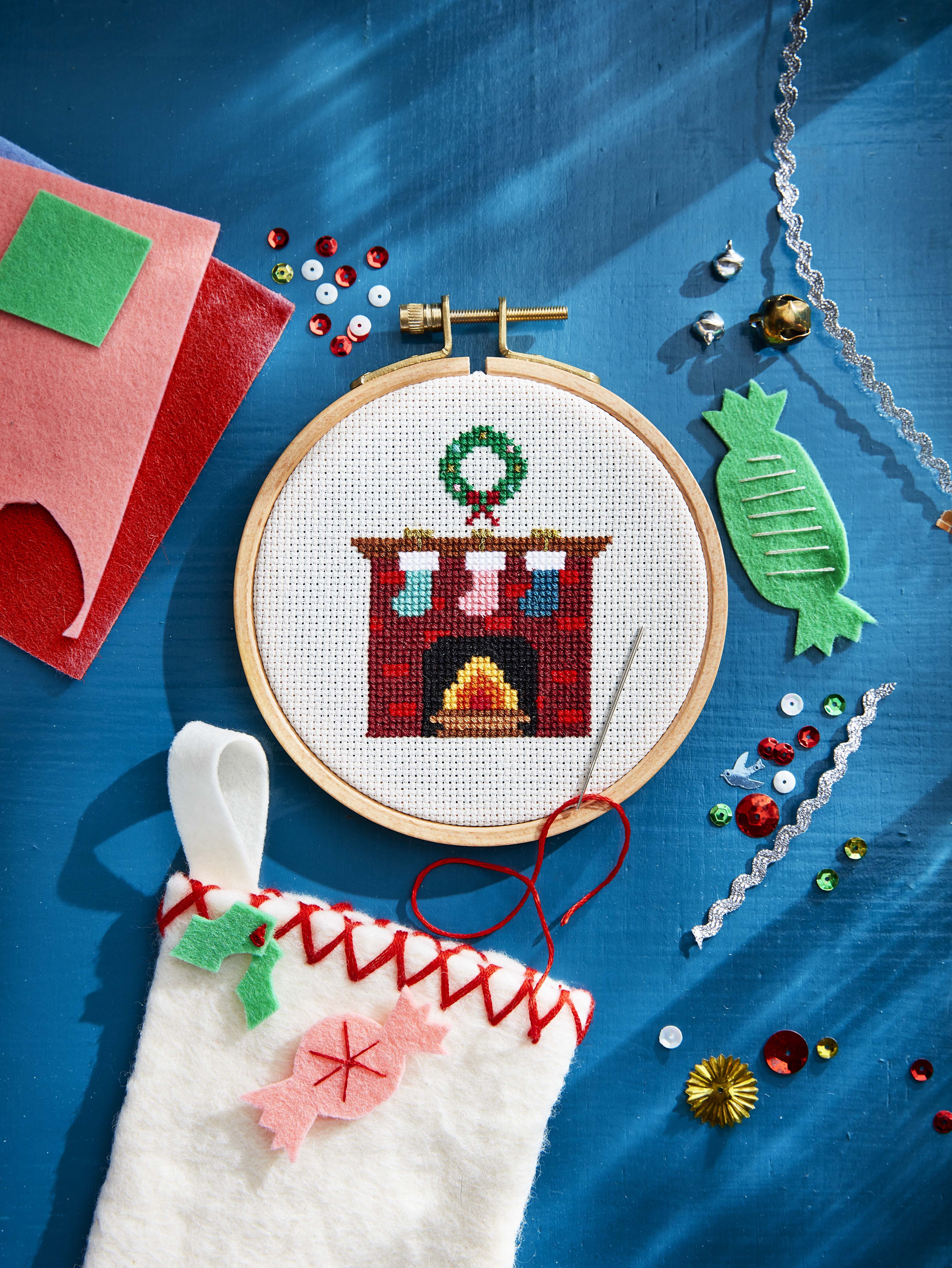 Outlet Cross stitch