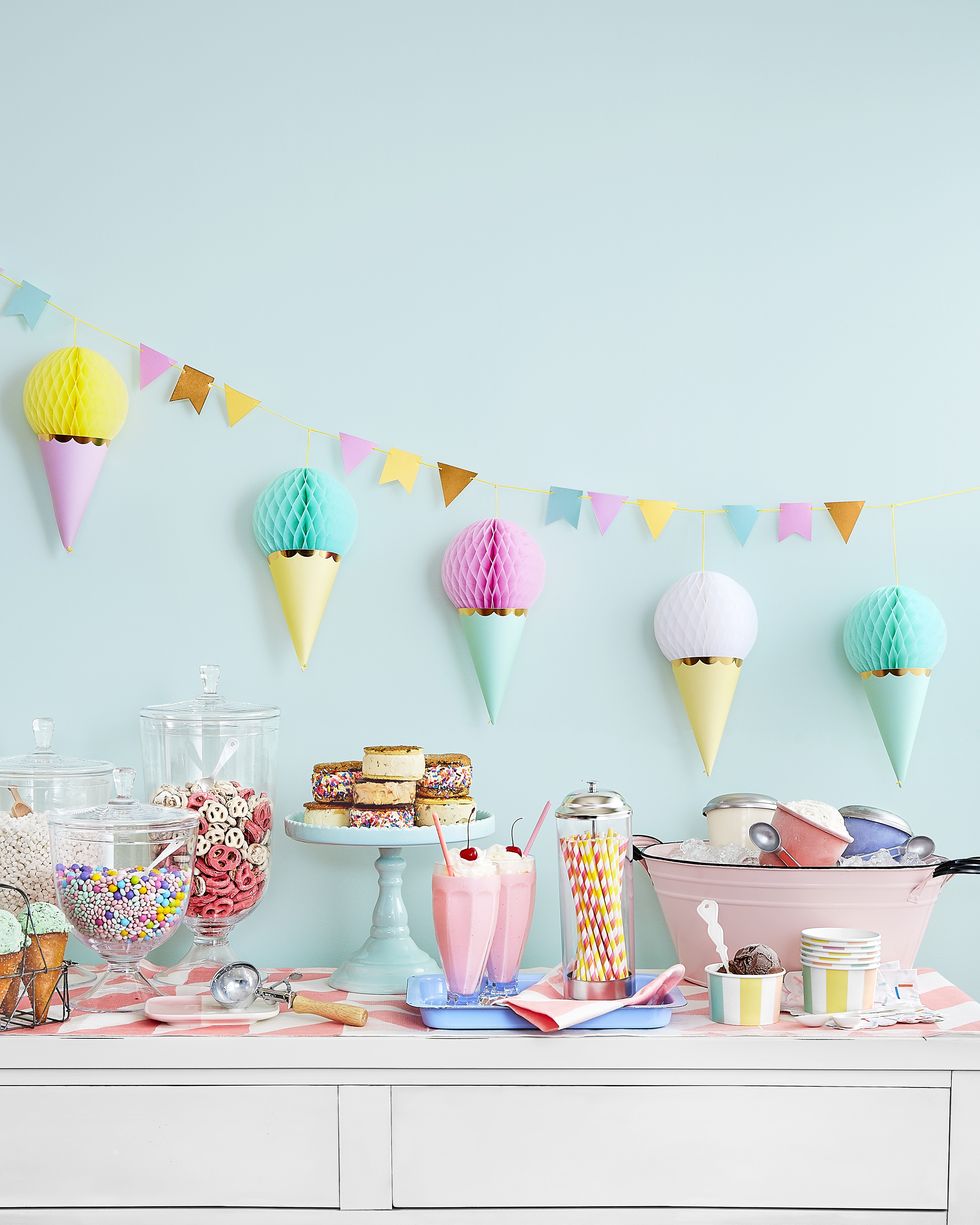 First Birthday Party Themes - Party Ideas for Boys and Girls