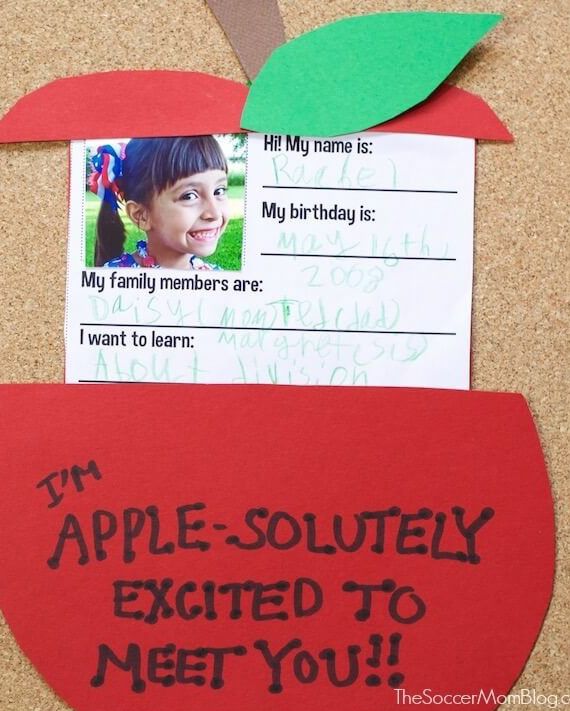 an apple craft that says i'm apple solutely excited to meet you