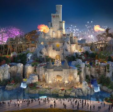 The first pictures of Disneyland UK are here