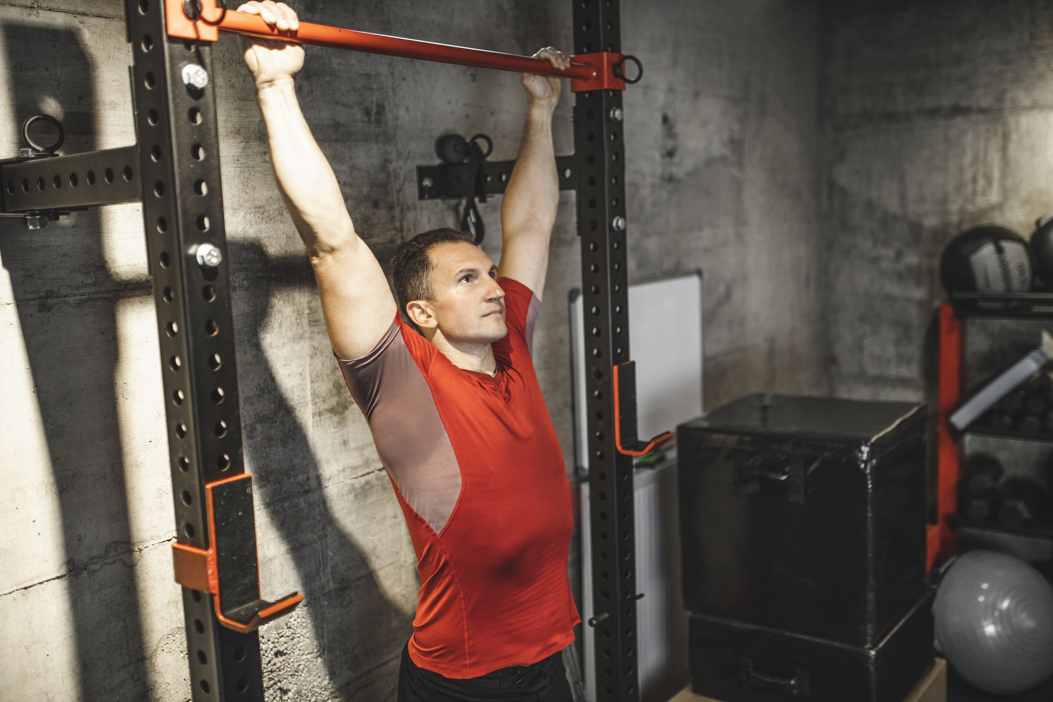 Pull up bar leg raises hot sale