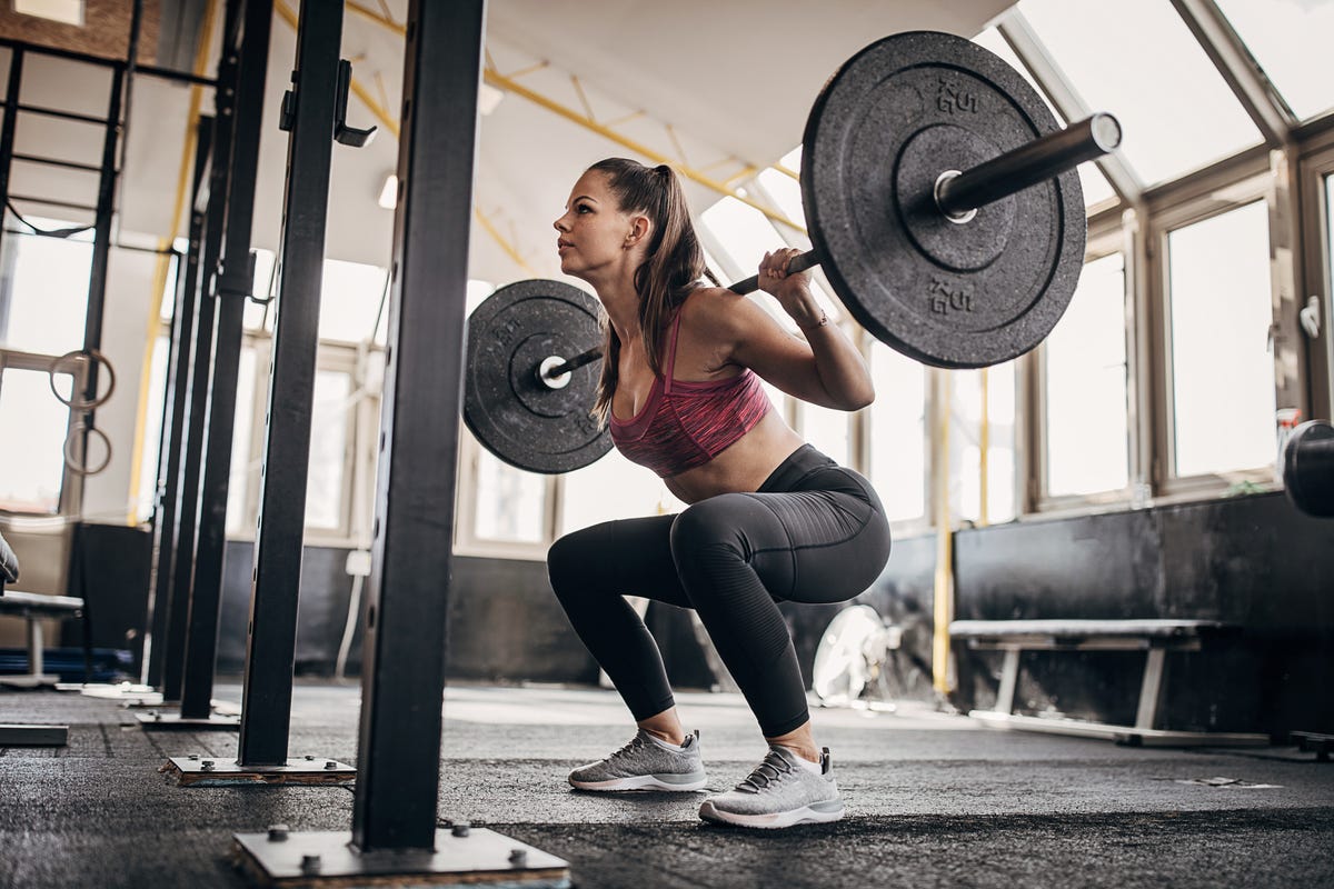 Ejercicios de crossfit en el box y en casa