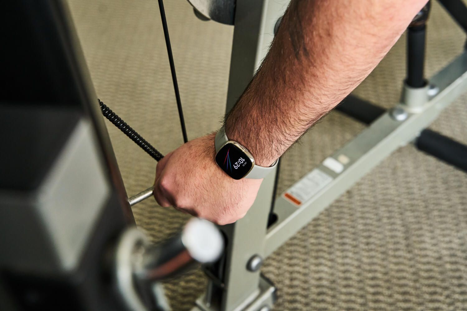 Fitbit vs Apple Watch: Battle of the Fitness Smartwatches - Tech Advisor