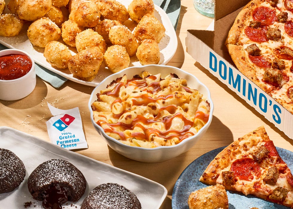 domino's buffalo mac and cheese surrounded by other menu items