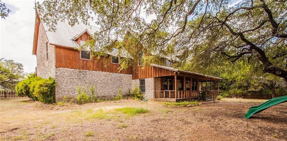 fixer upper season 1 farmhouse for sale