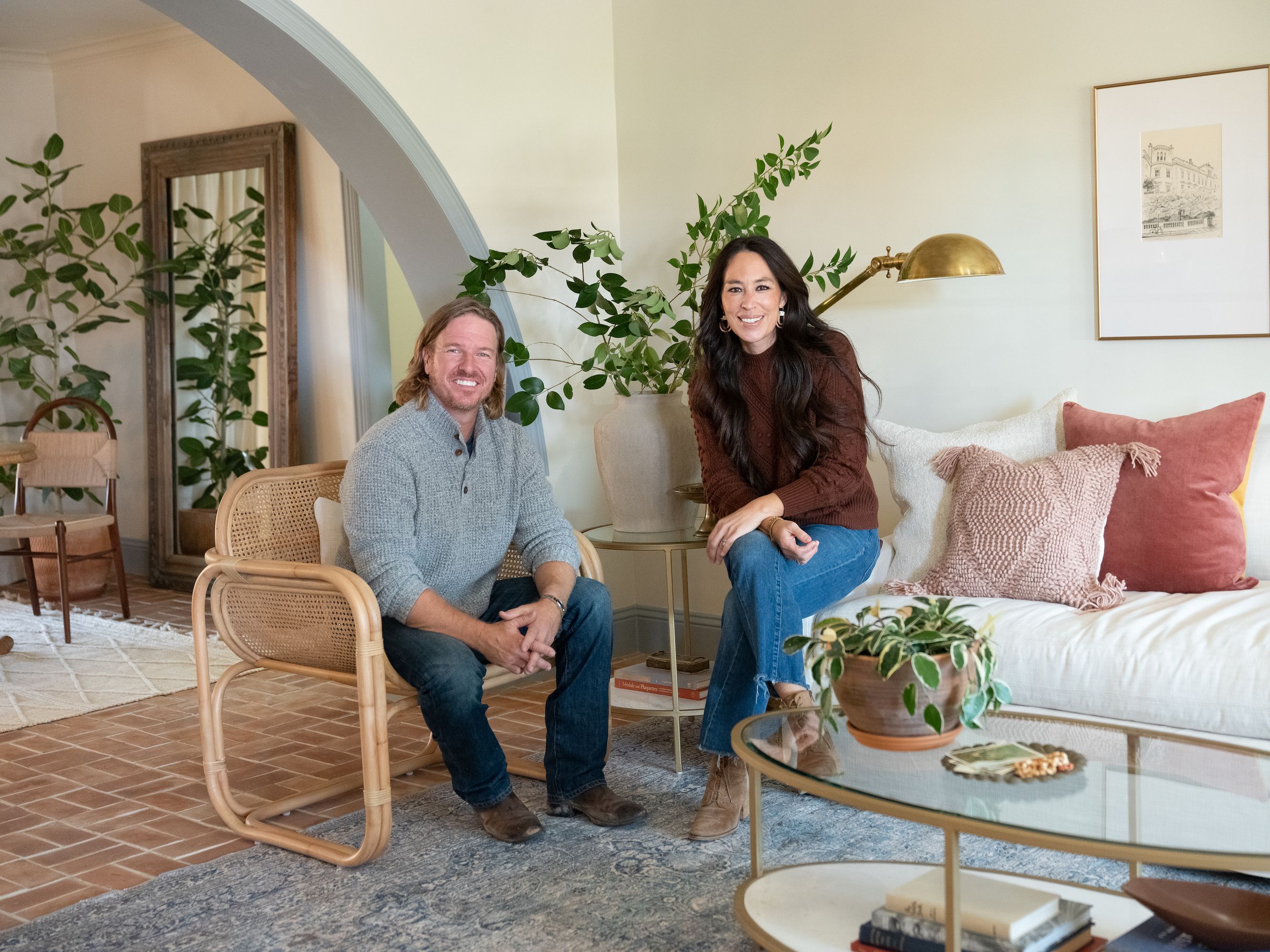 Chip and Joanna Gaines return to their roots with 'Fixer Upper