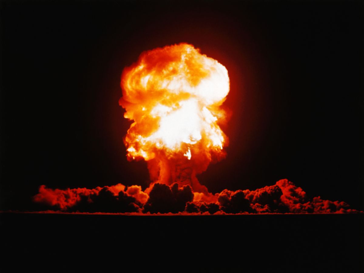 detonation of nuclear device "fizeau" during operation plumbbob