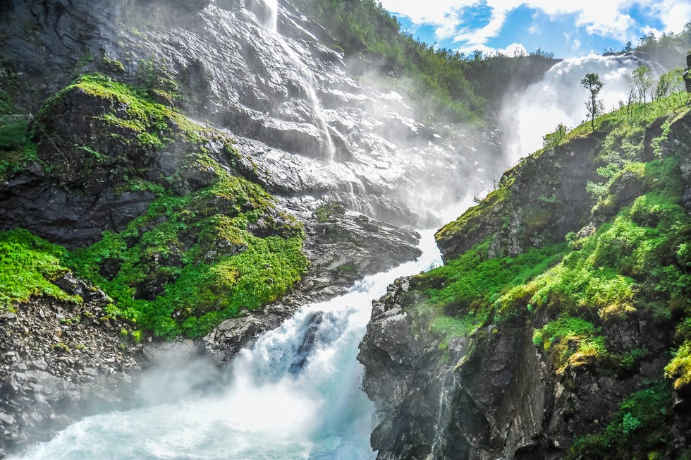 Water resources, Body of water, Natural landscape, Waterfall, Nature, Water, Watercourse, Nature reserve, Vegetation, Hill station, 