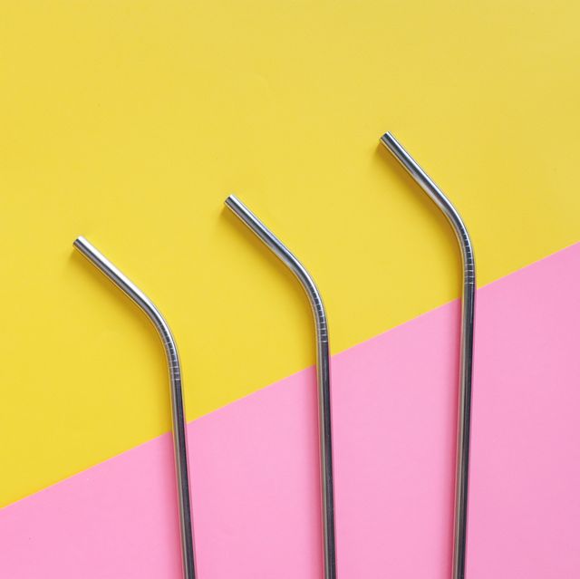 https://hips.hearstapps.com/hmg-prod/images/flat-lay-of-metallic-stainless-straws-for-drink-on-royalty-free-image-1611787368.?crop=0.569xw:0.883xh;0.216xw,0.109xh&resize=640:*