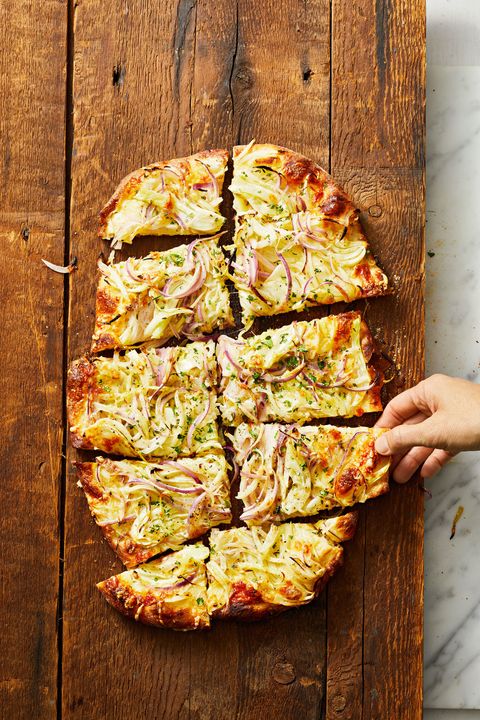 slices of onion flatbread pizza