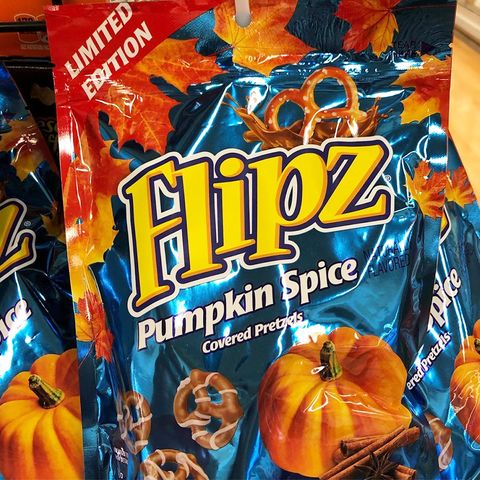 flipz pumpkin spice covered pretzels