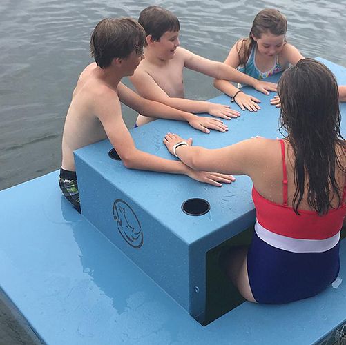 floating picnic table