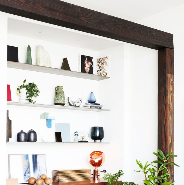 Contemporary Corner Shelf with Assist Bar