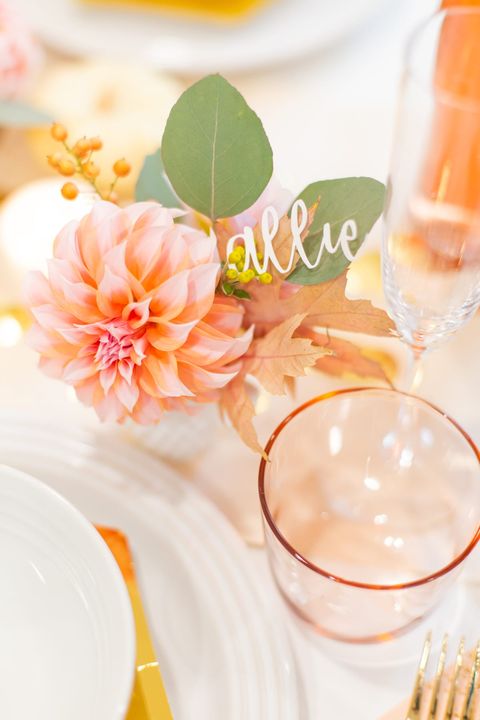 floral thanksgiving table setting