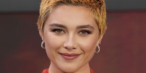 london, england july 13 florence pugh attends the oppenheimer uk premiere at odeon luxe leicester square on july 13, 2023 in london, england photo by neil mockfordfilmmagic
