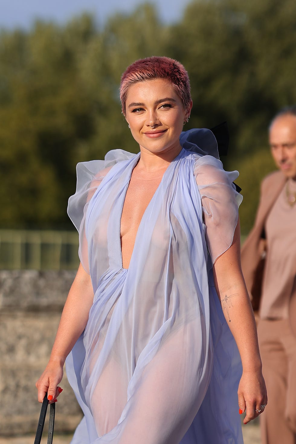 florence pugh at valentino's haute couture show