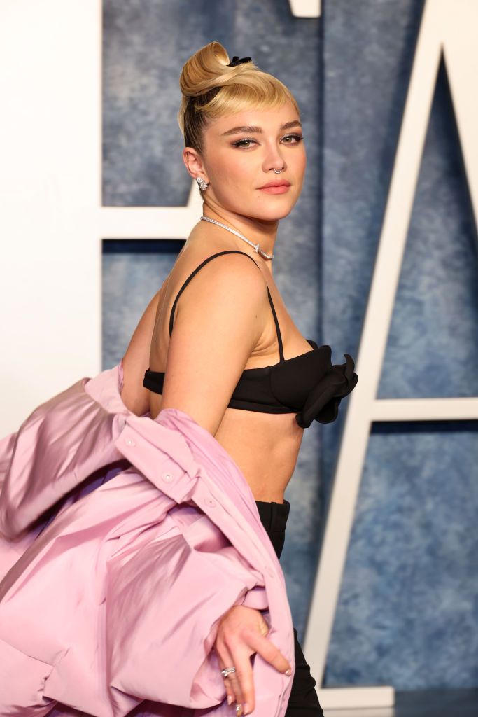 florence pugh | Rapunzel short hair, Hair cuts, Really short hair