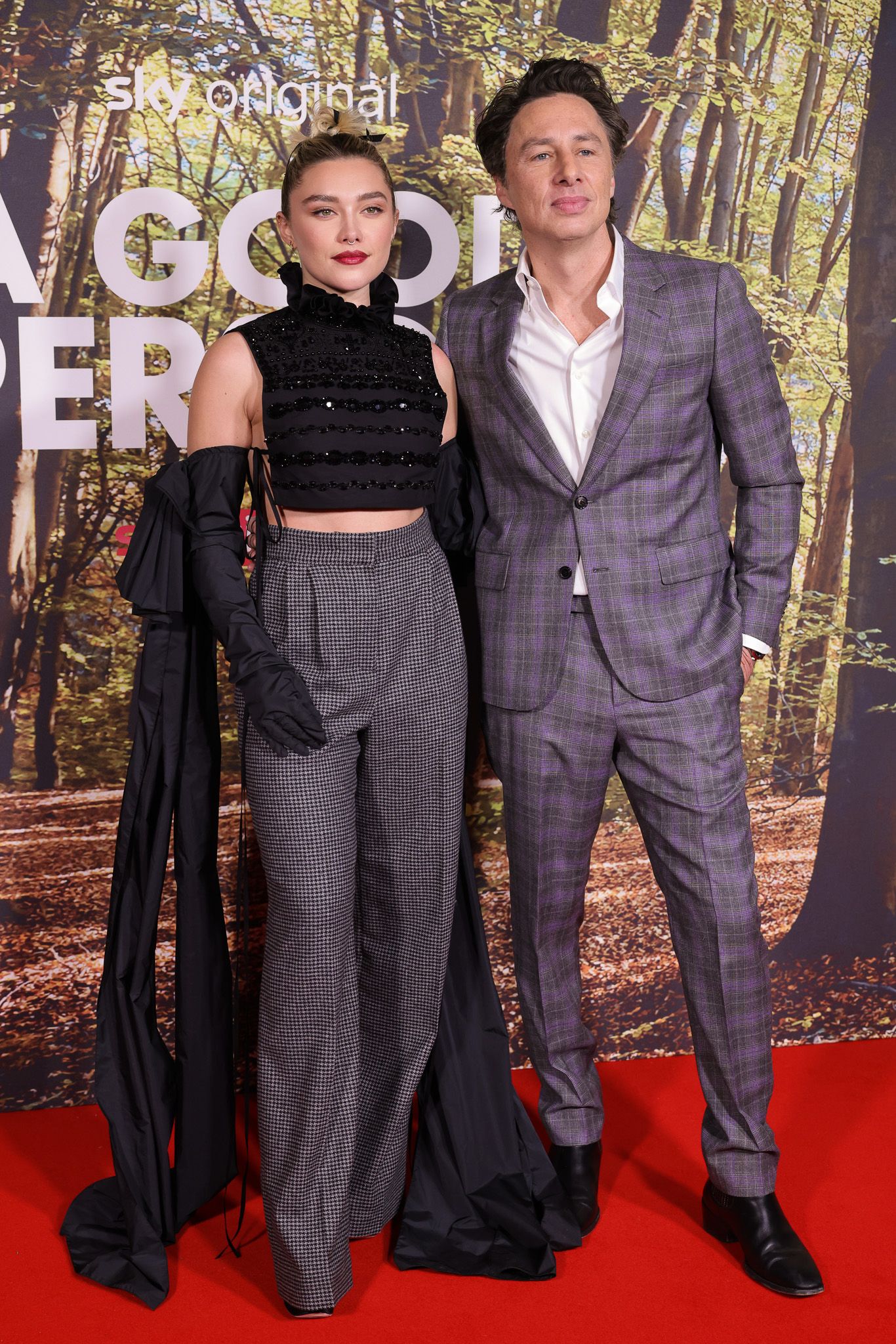 Florence Pugh explains why it was "necessary" to defend Zach Braff romance