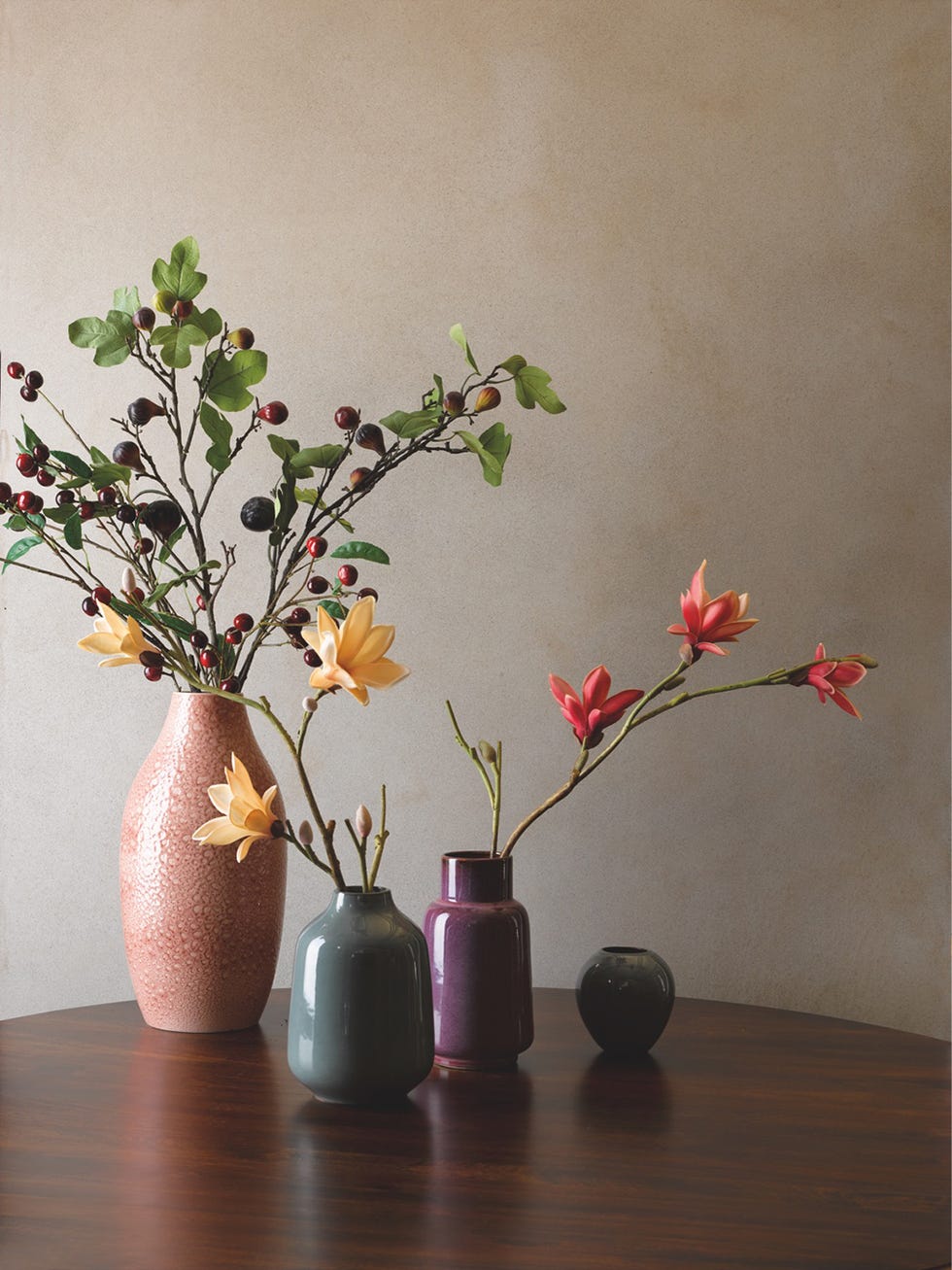 Ikebana, Still life photography, Still life, Branch, Flower, Houseplant, Plant, Flowerpot, Twig, Botany, 
