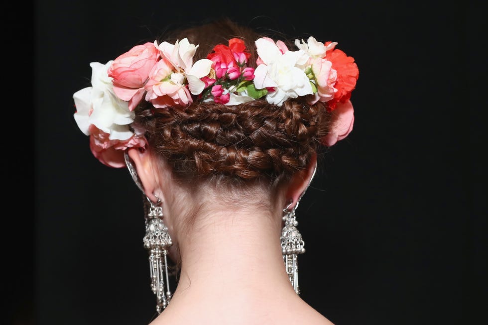 Naeem Khan NYFW - Best Updos for Long Hair