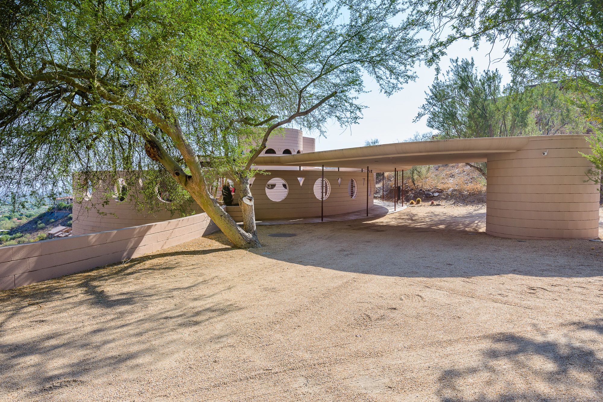 Frank Lloyd Wright's Last Project Just Hit the Market for