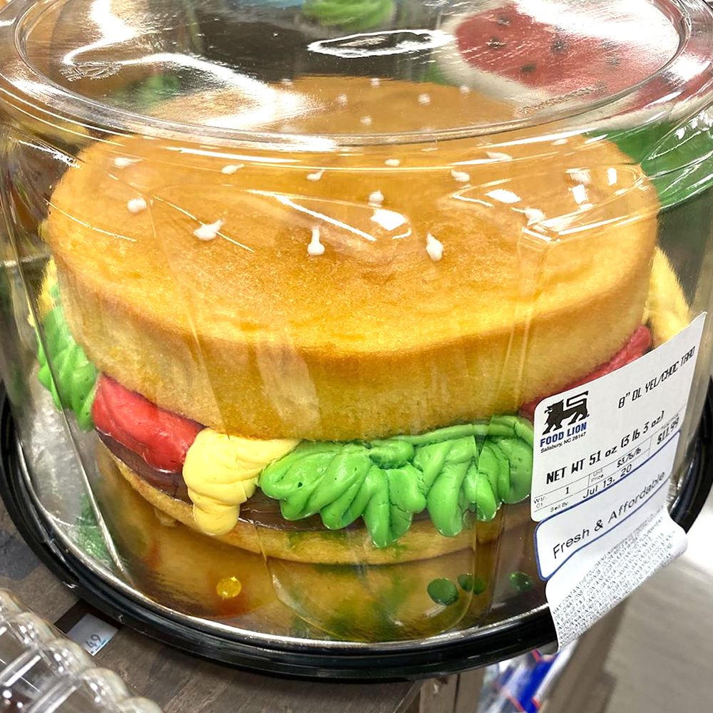 birthday cake - Picture of Cakes of Paradise, Seattle - Tripadvisor