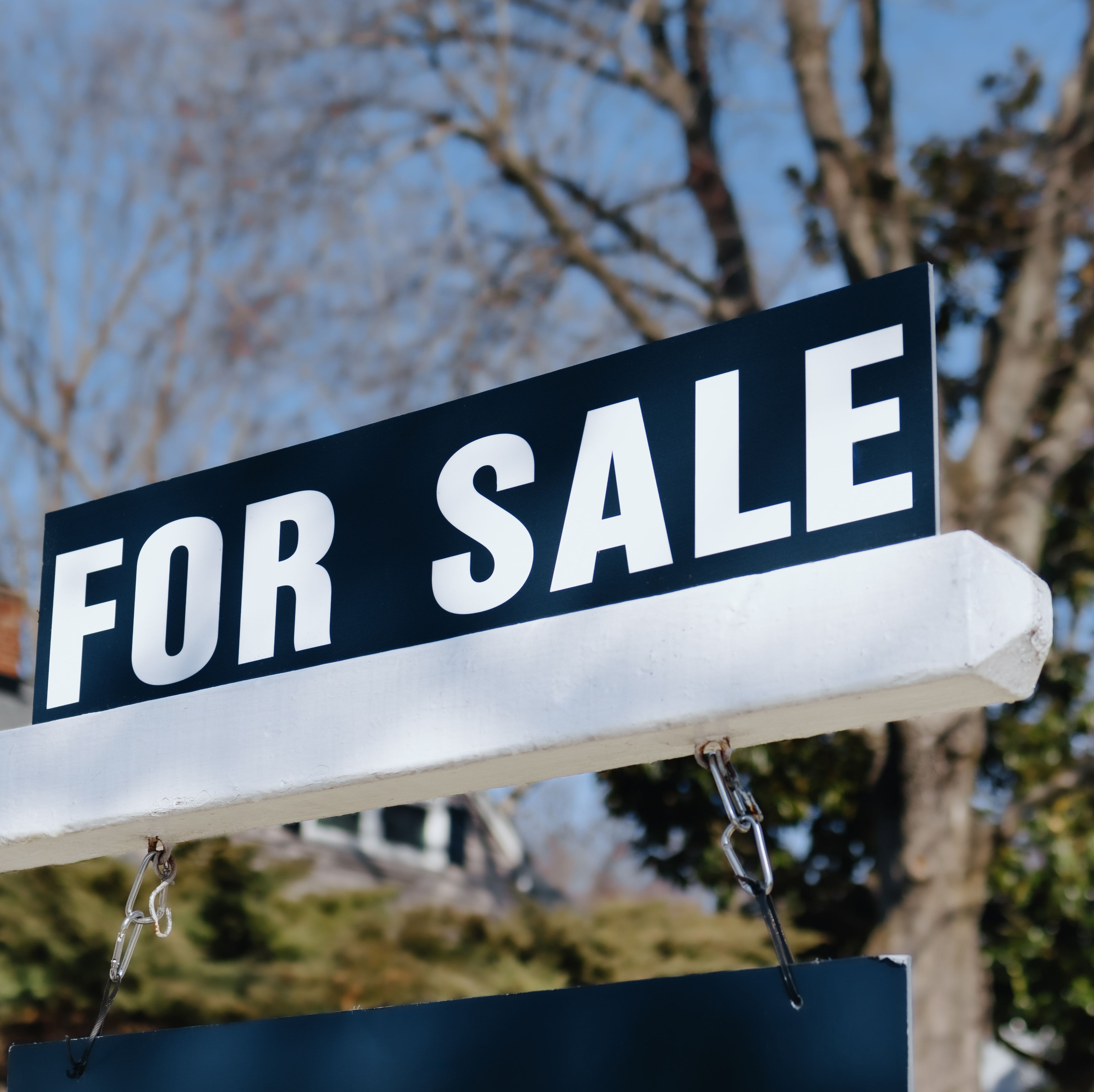 10 Real Estate Red Flags That Are Big WARNING Signs For Buyers