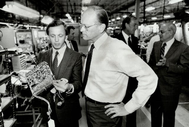 ford boss visits donald petersen right president of u s ford motor co tours a philco ford of