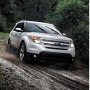 Land vehicle, Vehicle, Car, Sport utility vehicle, Automotive tire, Ford, Ford motor company, Compact sport utility vehicle, Ford explorer, Off-roading, 