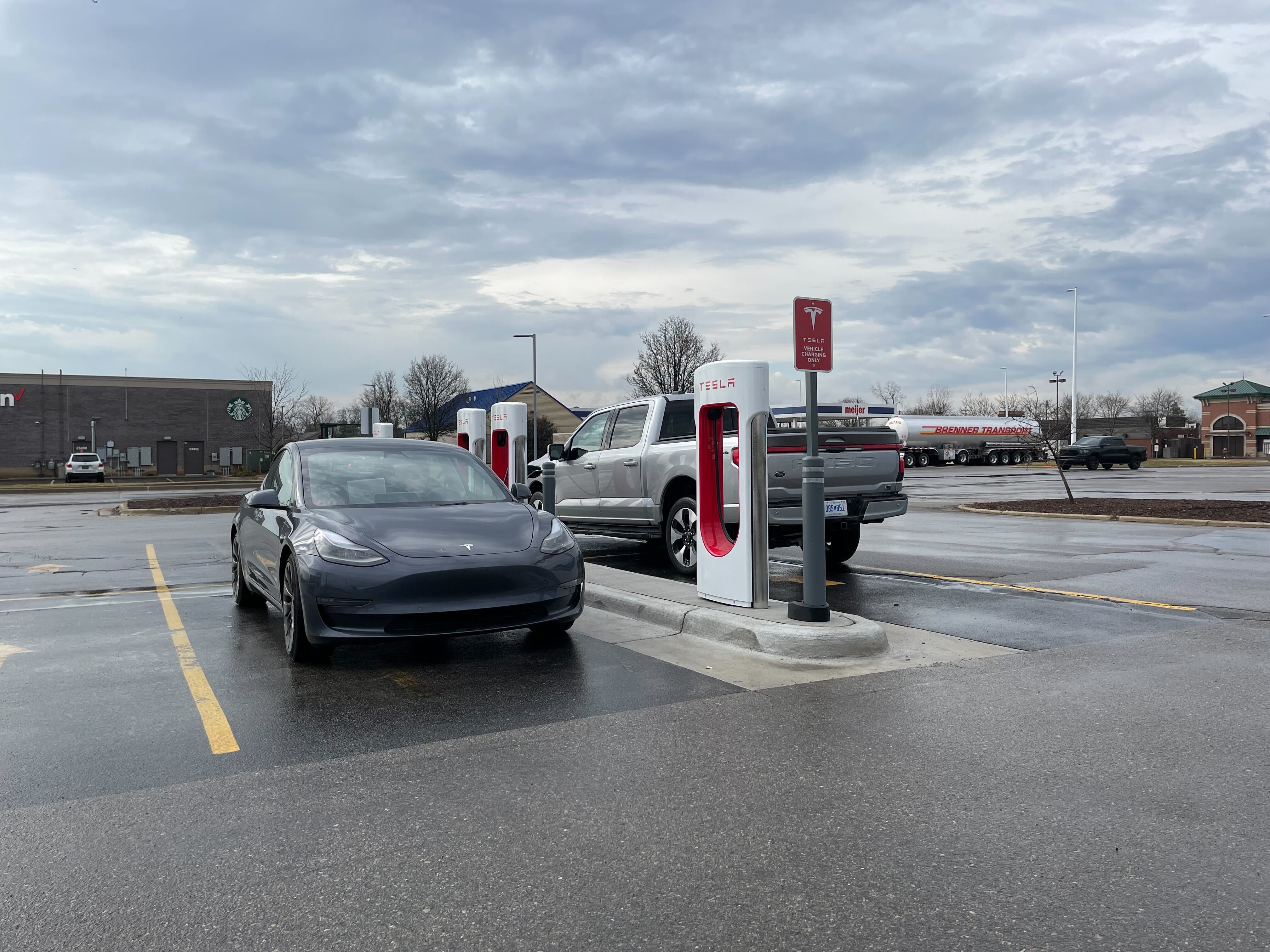 How much does it cost to deals charge a tesla at meijer