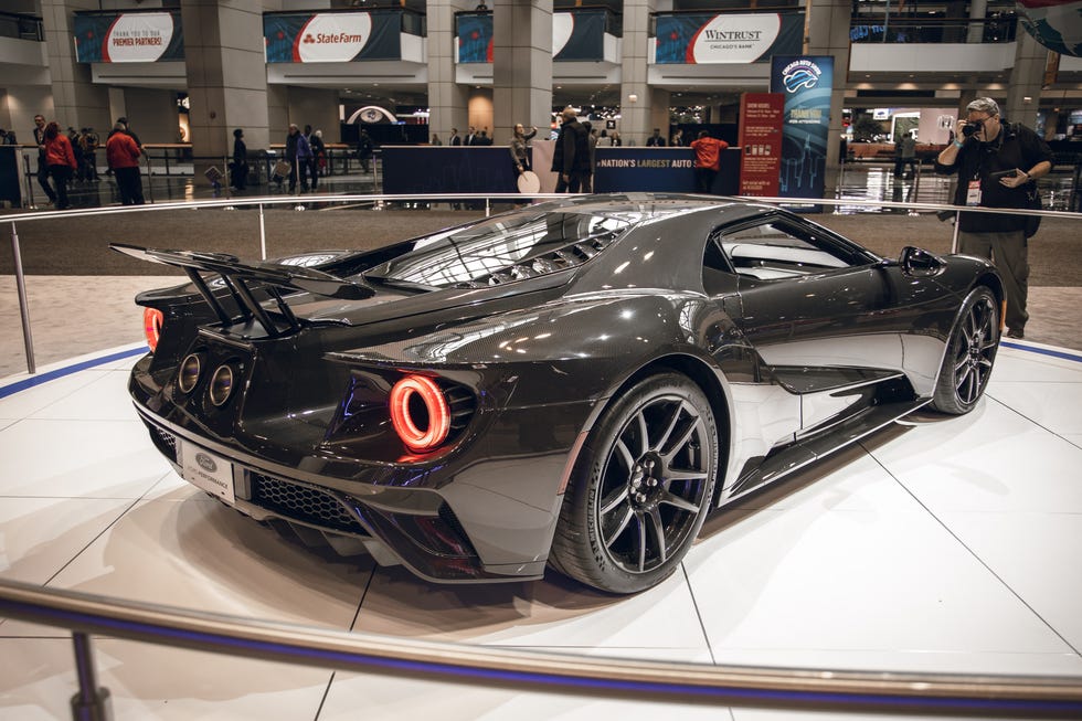View Photos of 2020 Ford GT