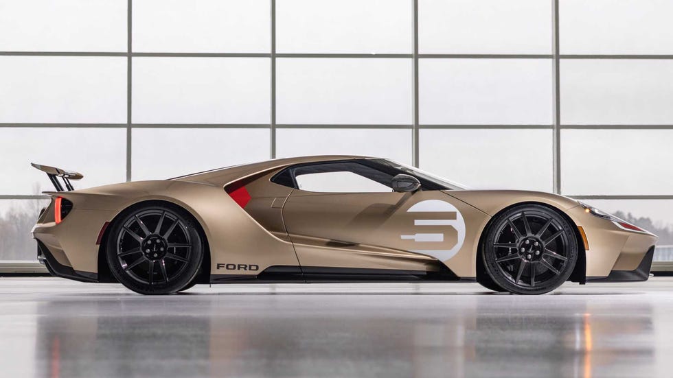 ford-gt-holman-moody-heritage-edition-2-1649499665.jpg