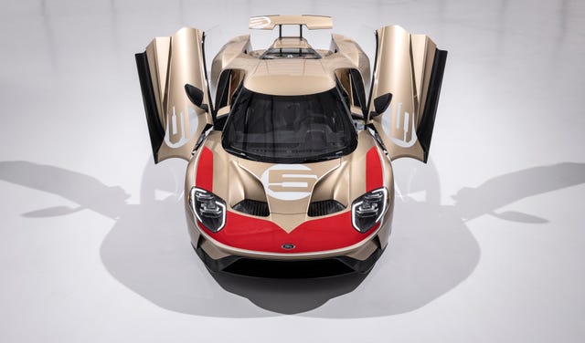 ford-gt-holman-moody-heritage-edition-3-677d45d683a31.jpg