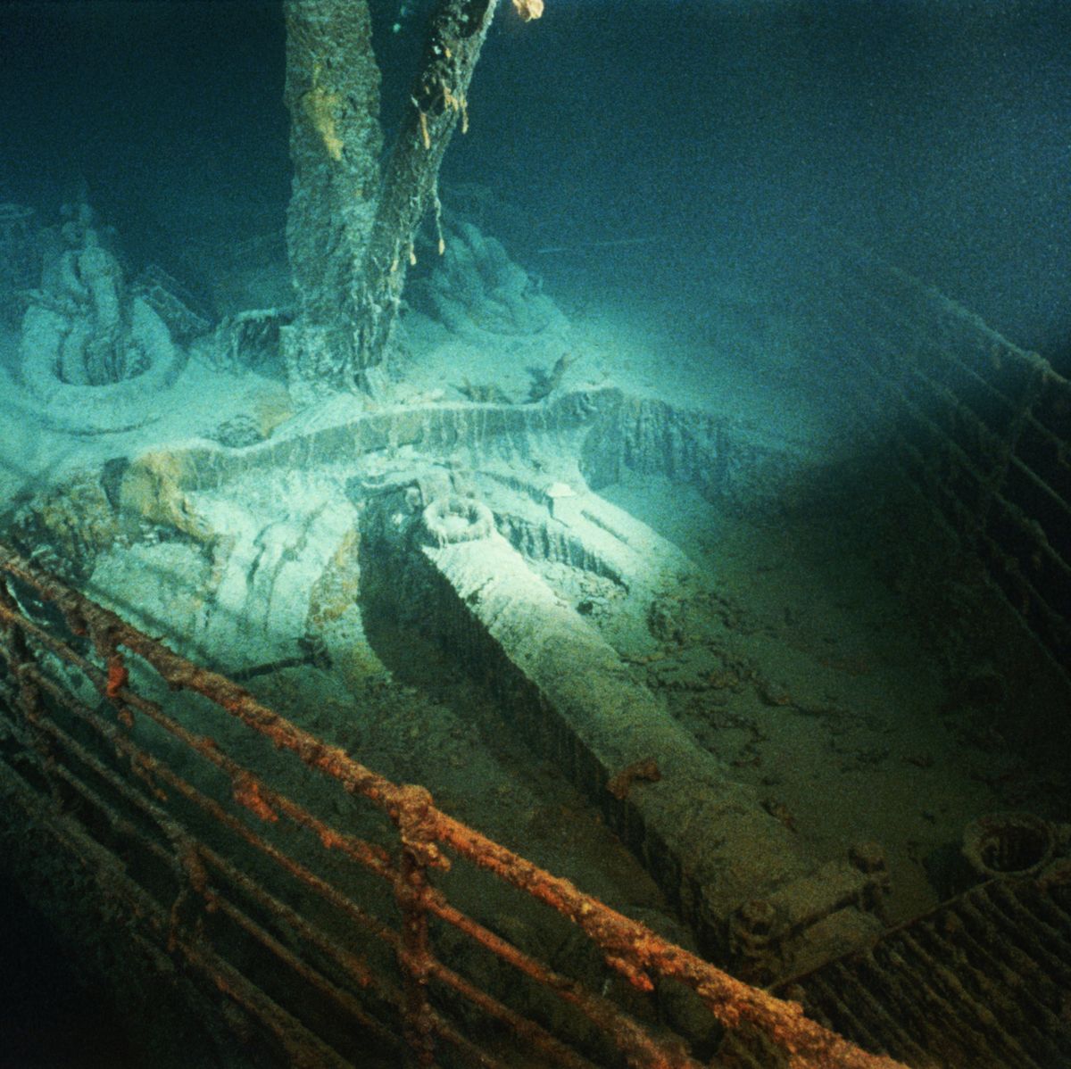 forepeek of titanic shipwreck