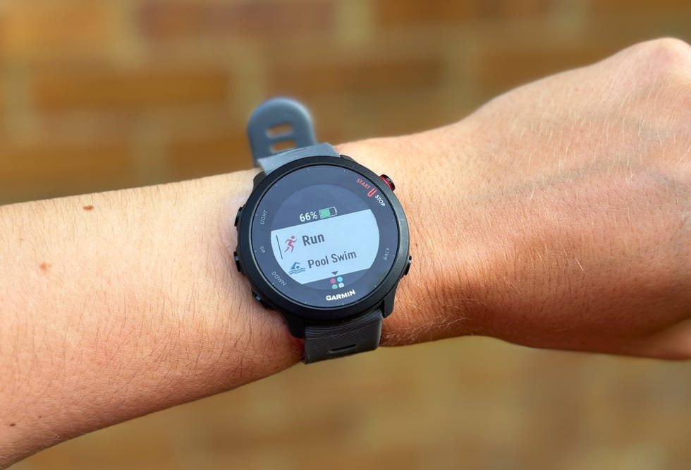 smartwatch displaying workout options