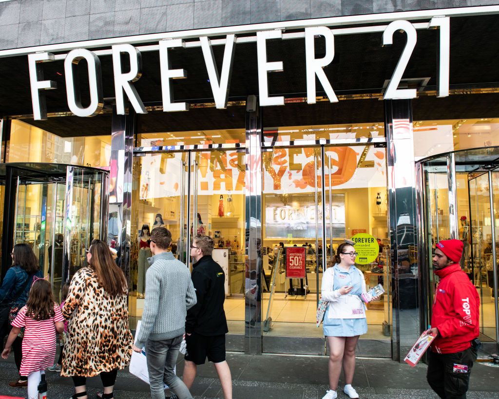 Forever 21 Indoor Store in Times Square, Manhattan, New York City Editorial  Photo - Image of forever, famous: 194804136