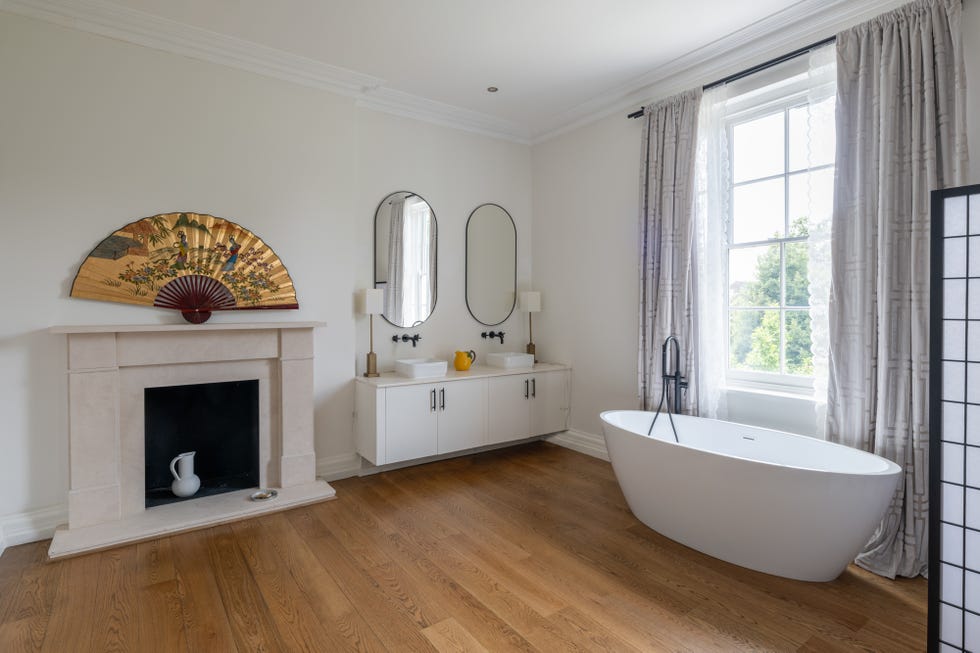 the former home of model kate moss is for sale in london