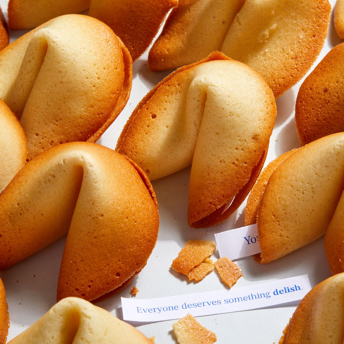 HOW TO: MAKE YOUR OWN FORTUNE COOKIES
