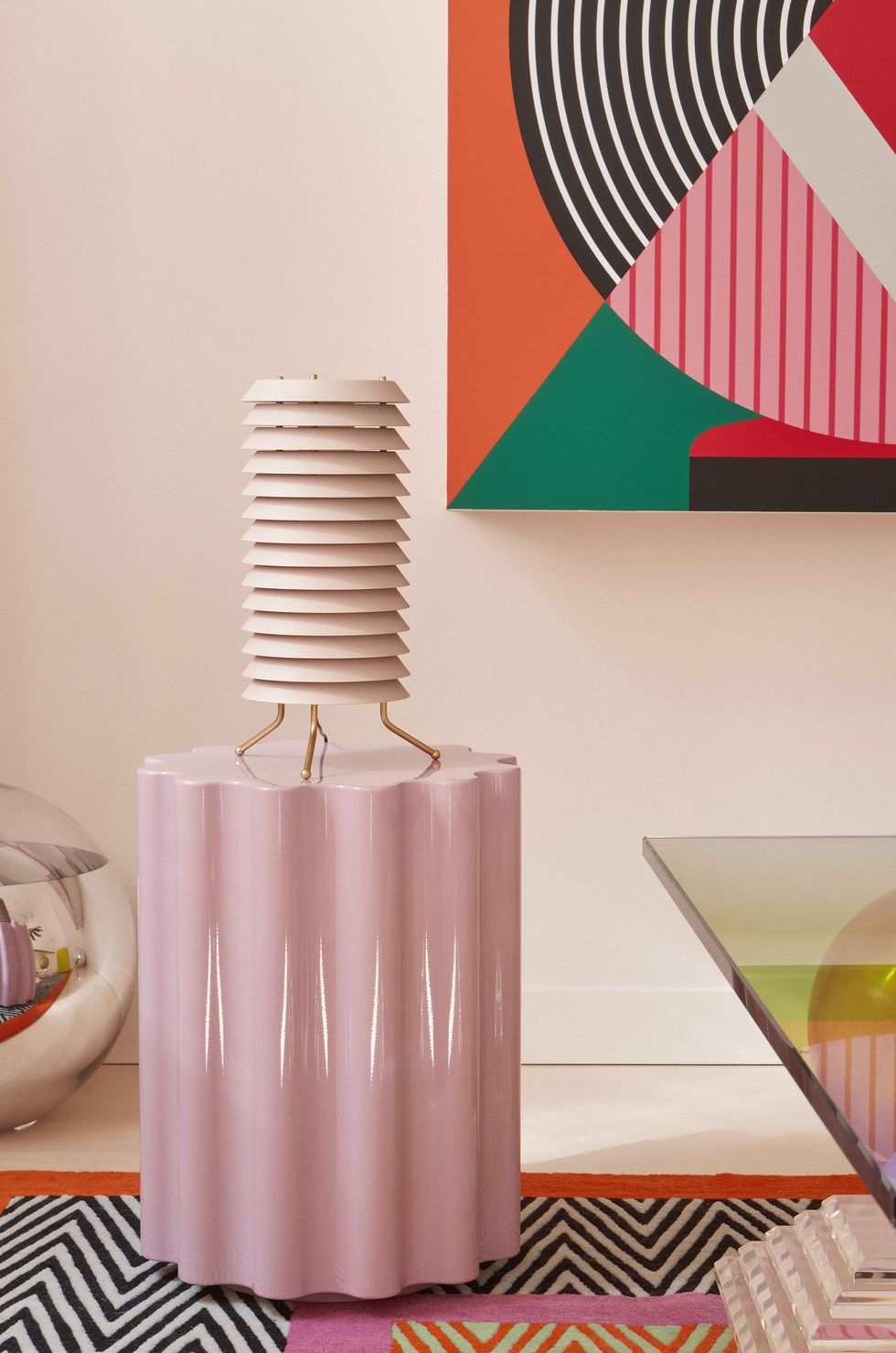Pink, Room, Magenta, Peach, Material property, Table, Lampshade, Furniture, Interior design, Lighting accessory, 