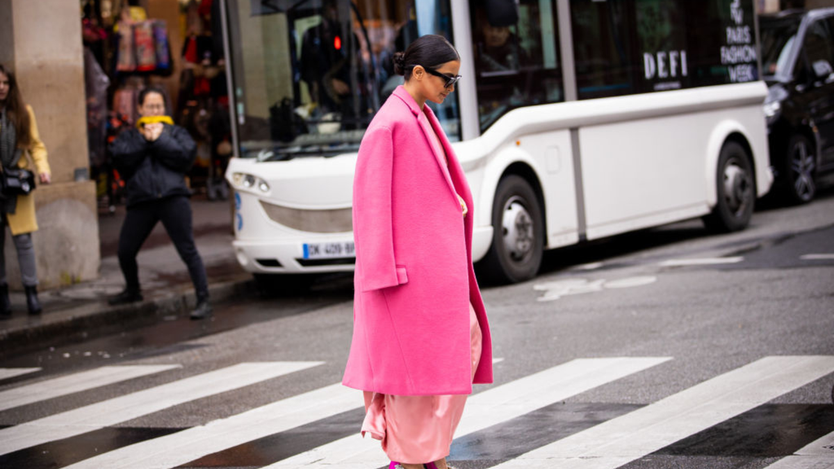 preview for Pink PP by Valentino: la collaborazione con Pantone Color Institute