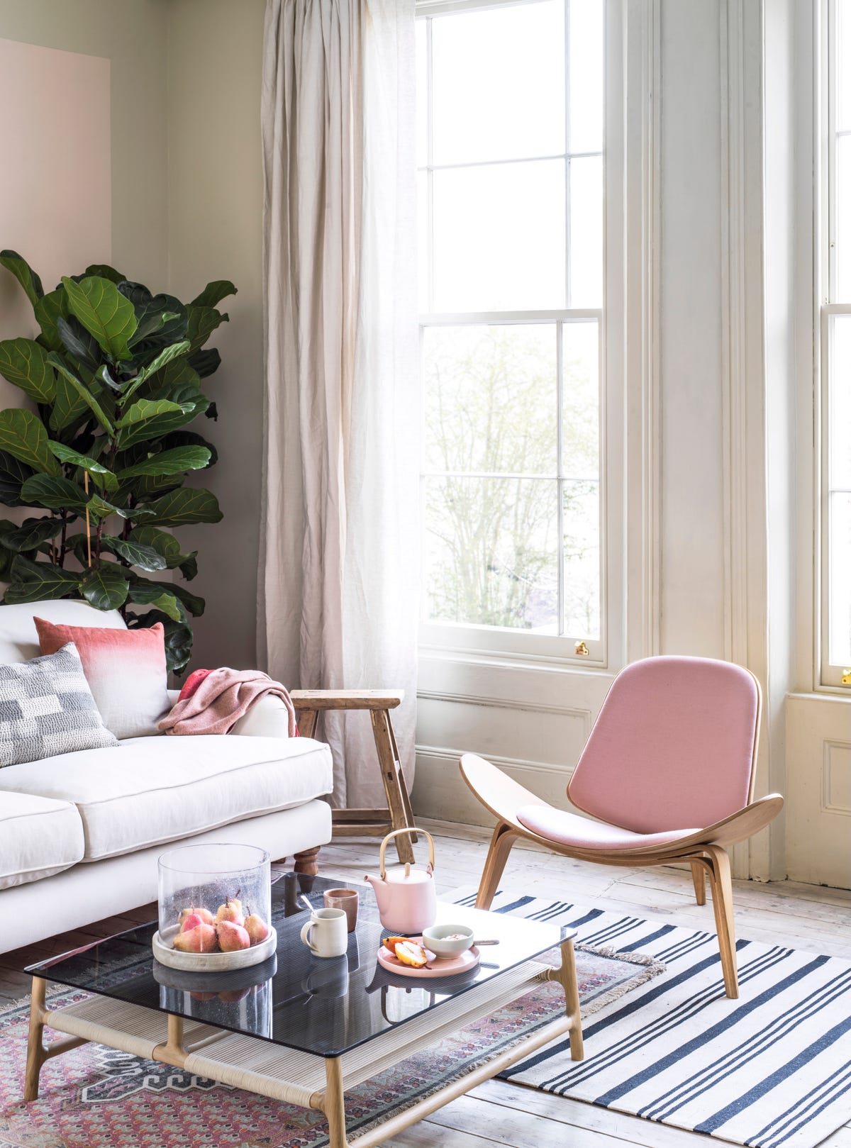 The 'four-inch rule' designers swear by for a perfect living room layout
